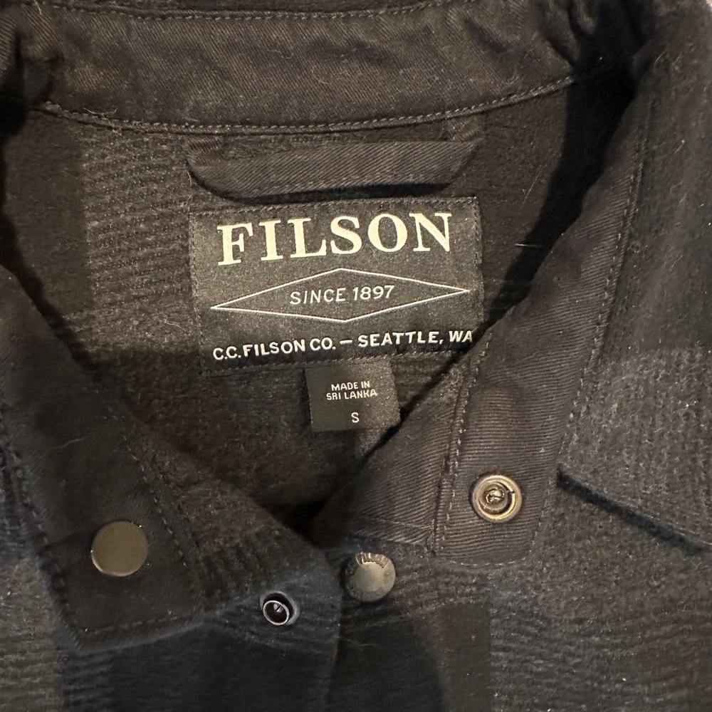 Filson heavyweight Beartooth jacket - image 2